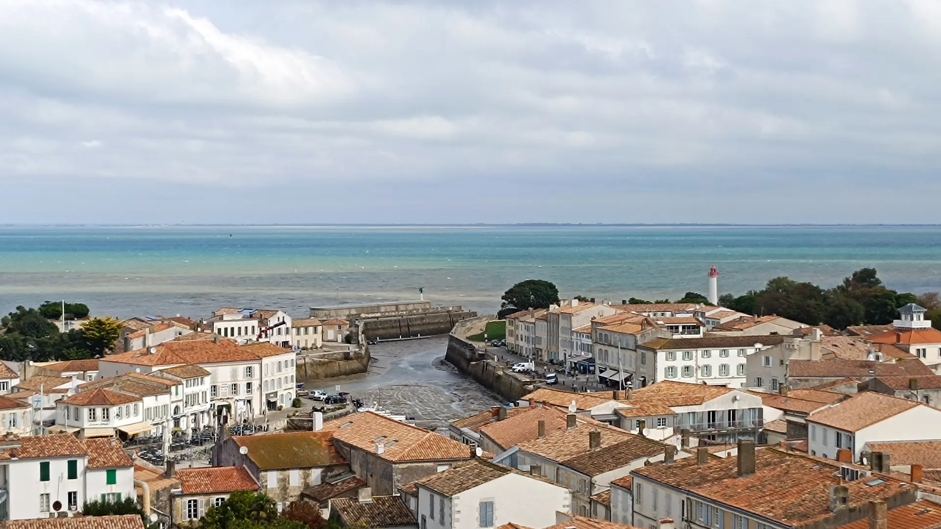 Église et clocher observatoire de Saint-Martin-de-Ré