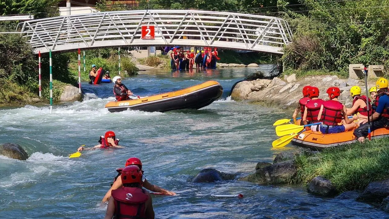 Base de loisirs de Saint-Pierre-de-Boeuf située à 5 kms du gîte