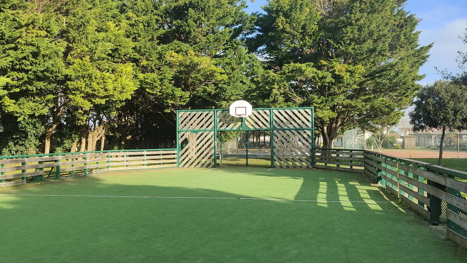 Multi-sports field_La Flotte