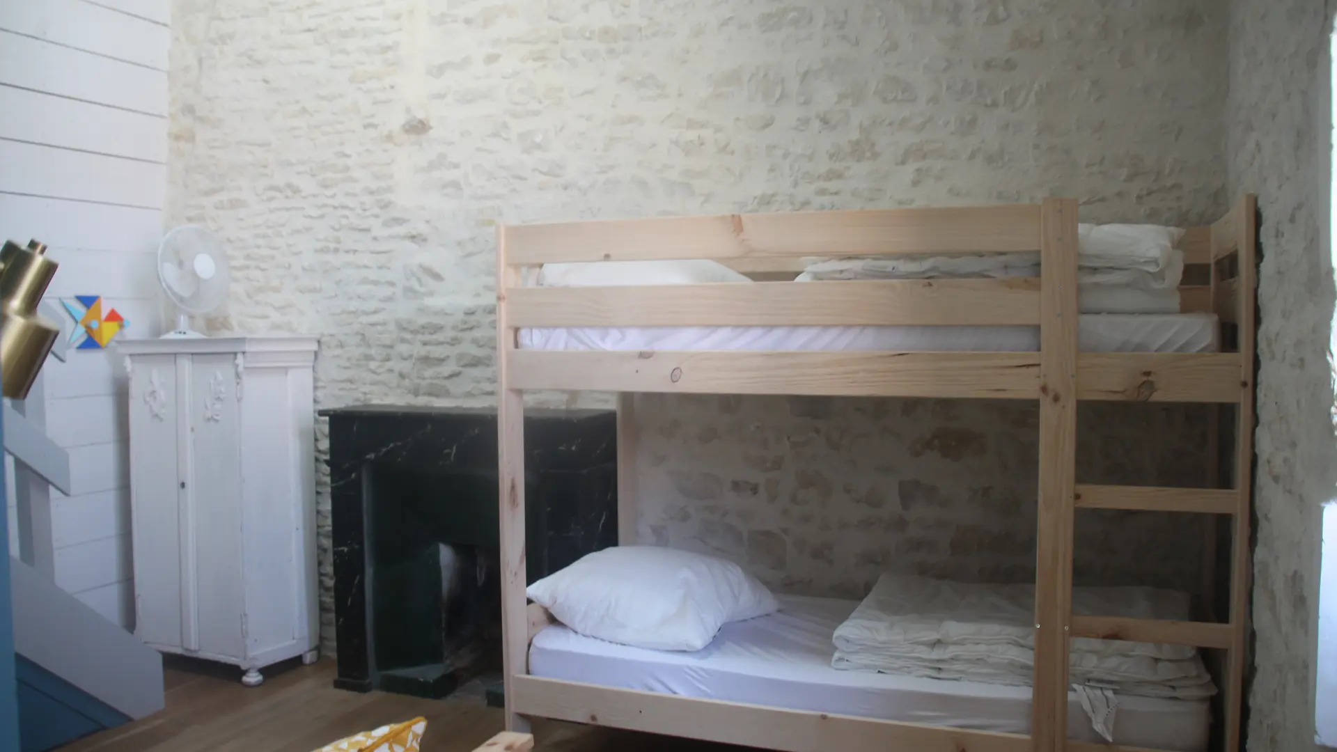 Room with bunk beds