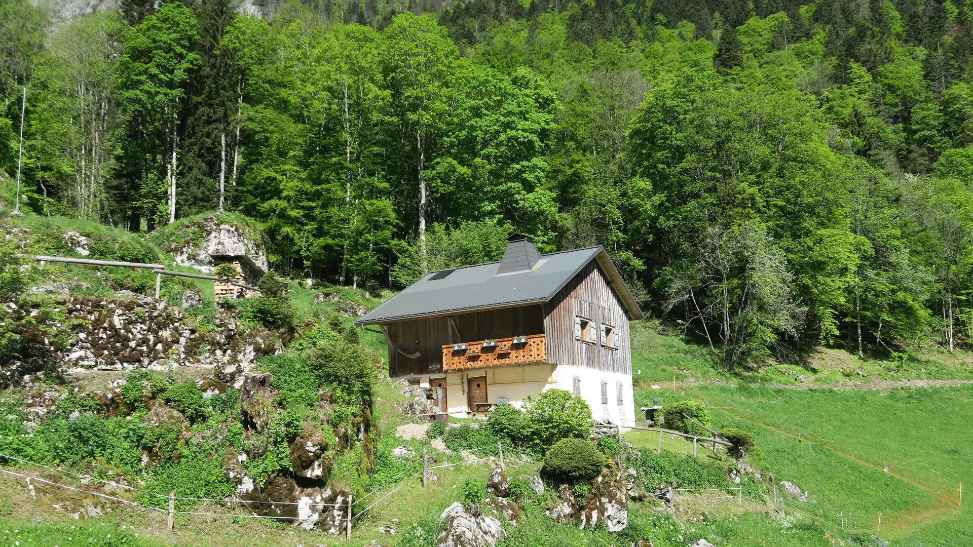 Refuge de Mévonne
