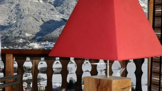 Ce n'est pas un poster ! Mais la vue du salon sur les aiguilles de Varens !