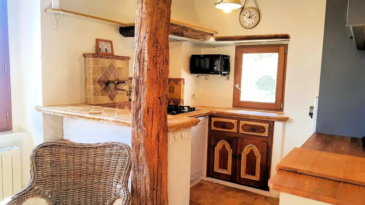 La cuisine entièrement équipée