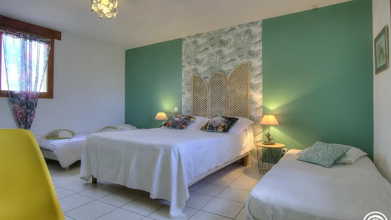 Chambre Printemps
Nouvelle Deco Au plaisir de vous recevoir,  Marie