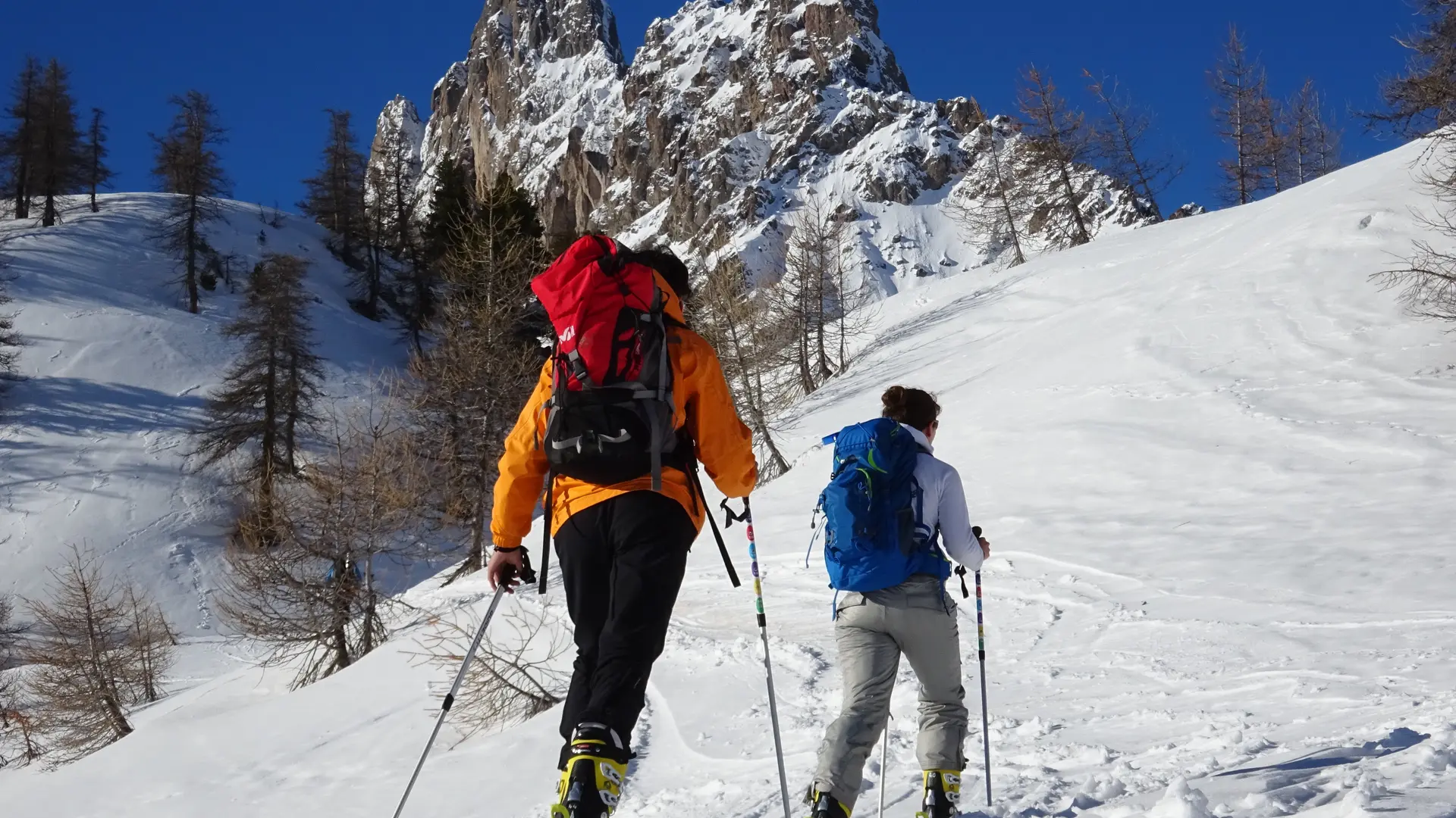 Ski de randonnée avec le Chalet d'en Hô