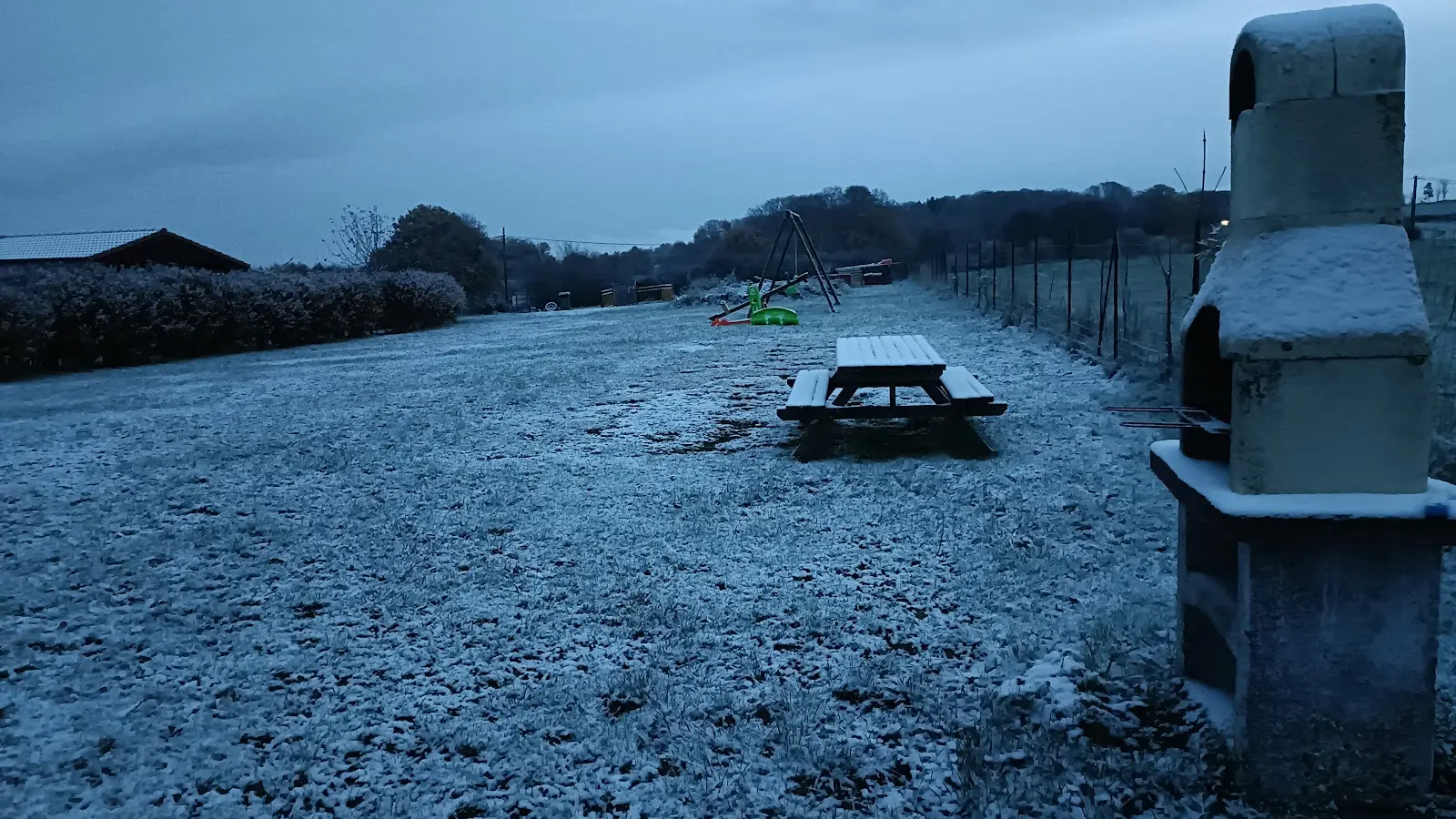 Clôturé et agrément de jeux