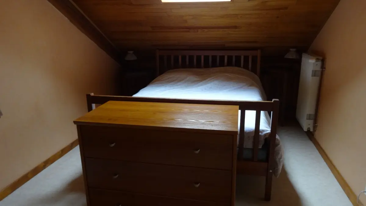 Meublé GILBERT JEANSELME D St Léger les Mélèzes