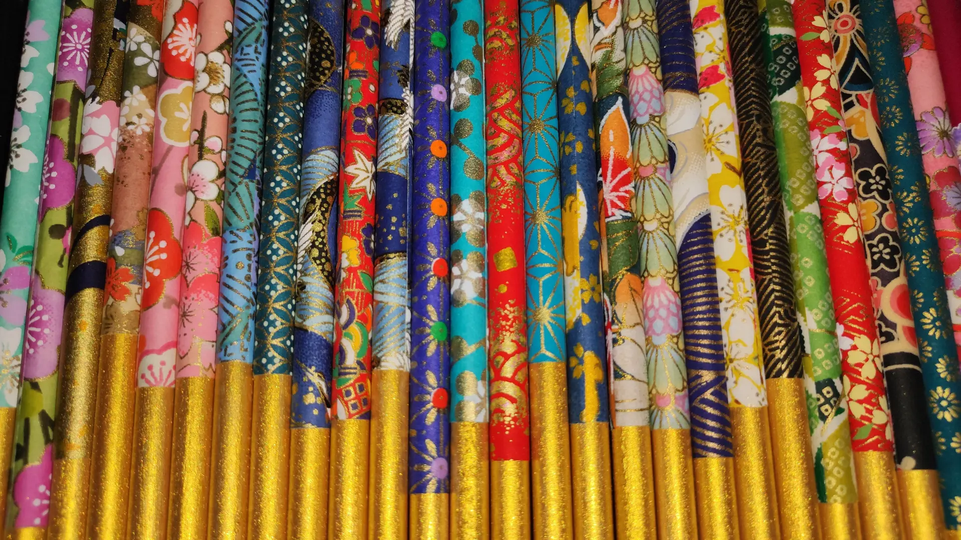 crayons à papier washi et mika doré