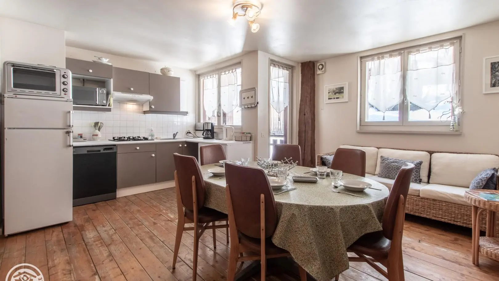 Cuisine ouverte sur séjour