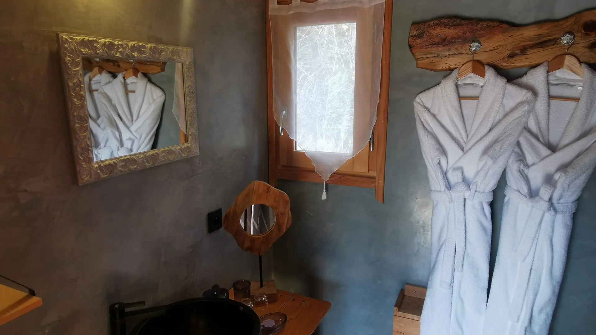 Les Cabanes du Domaine de l'Esperluette