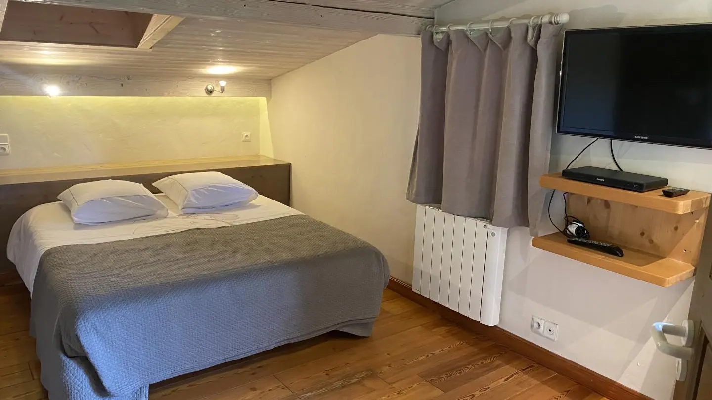 Chambre parentale , accès balcon nord-ouest