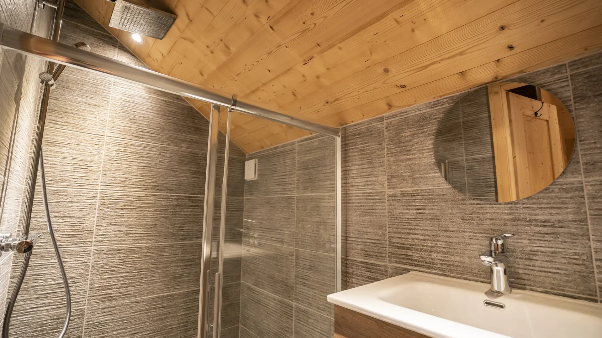 Salle-de-Bains 3 - 5 pièces mezzanine - Chalet les Cerfs_Châtel