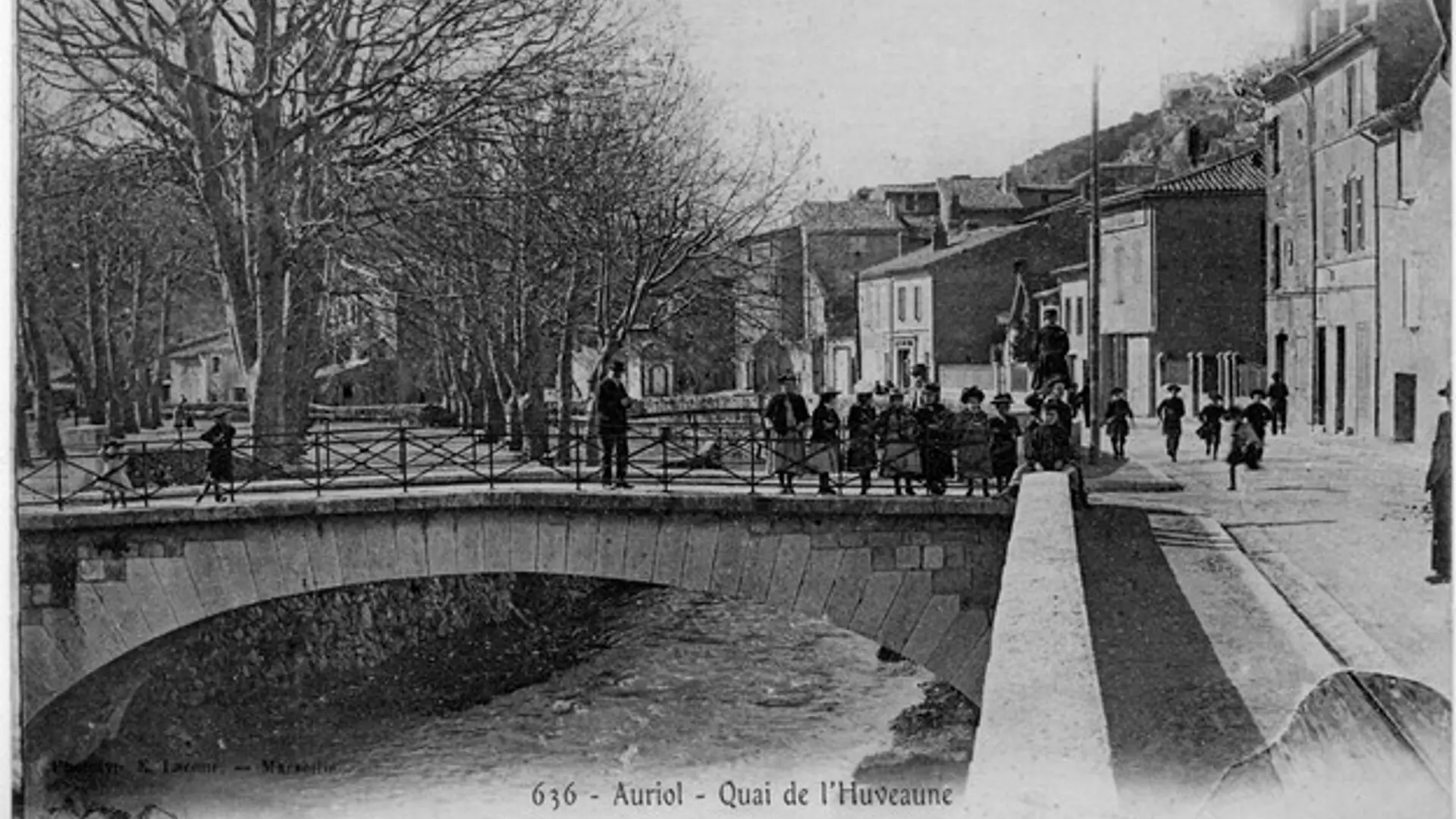 L'Huveaune à son passage par le village, avant les aménagements de son lit