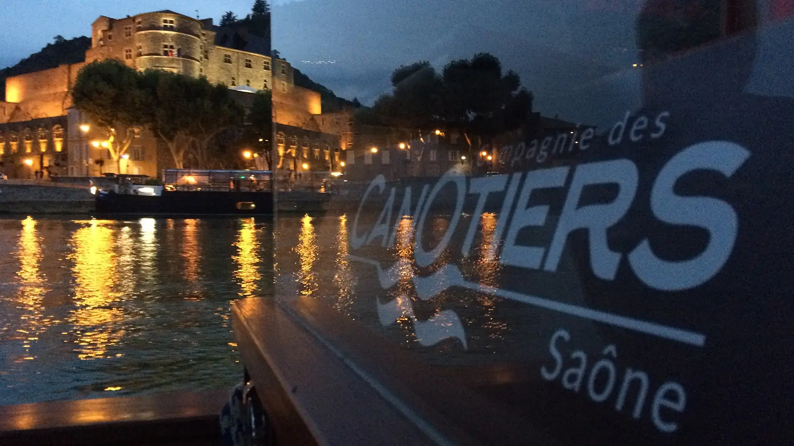 Promenade sur le Rhône avec la Compagnie des Canotiers