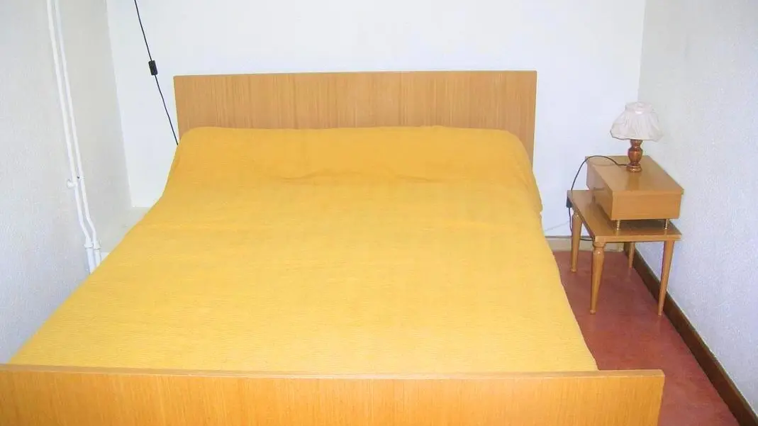 chambre n°2 à l'étage (lit 2 personnes)