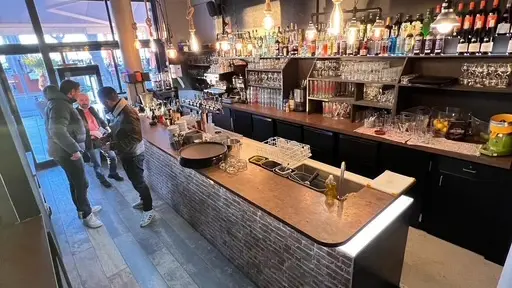 bar