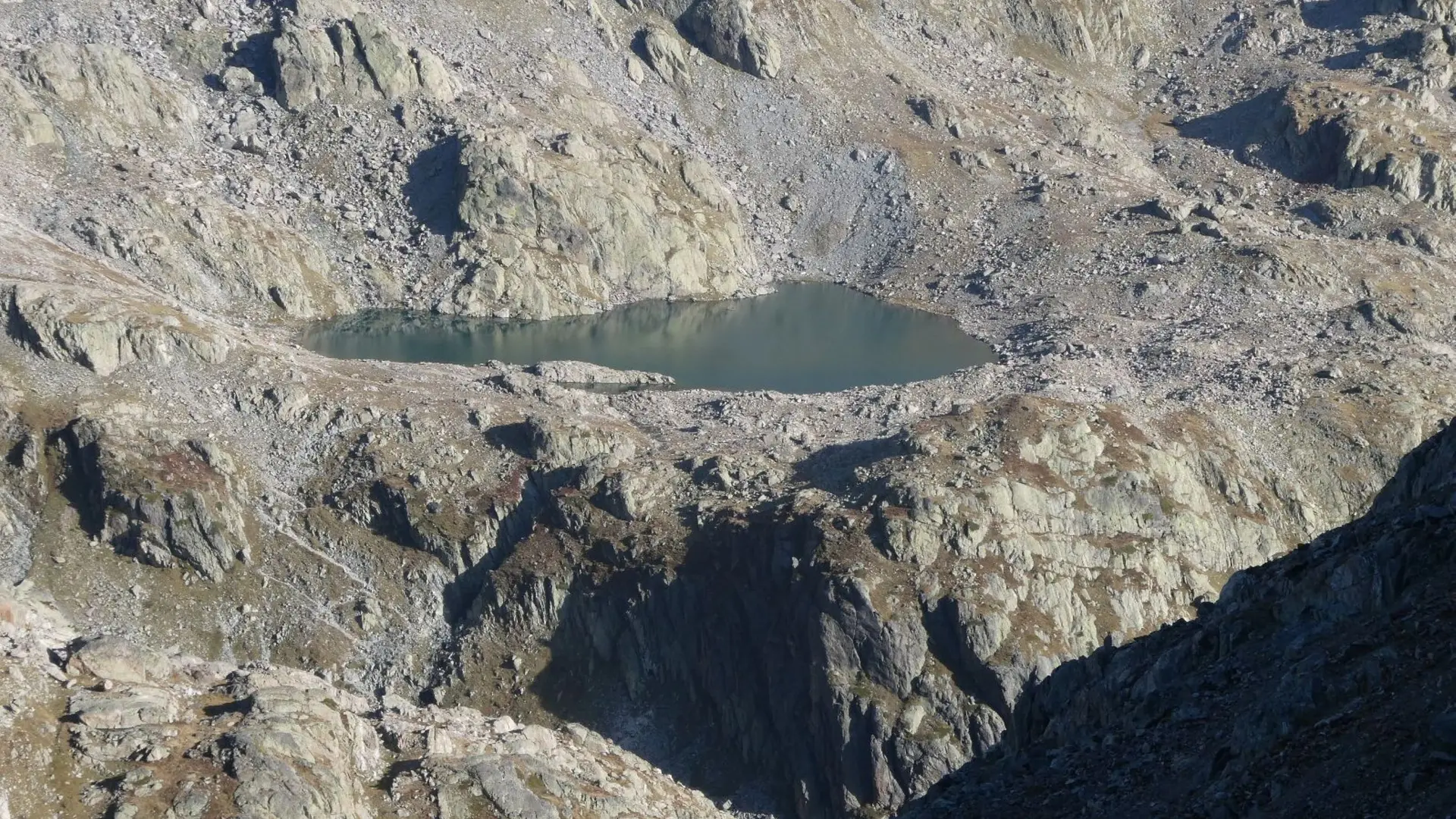 Lac de la Croix vue du col