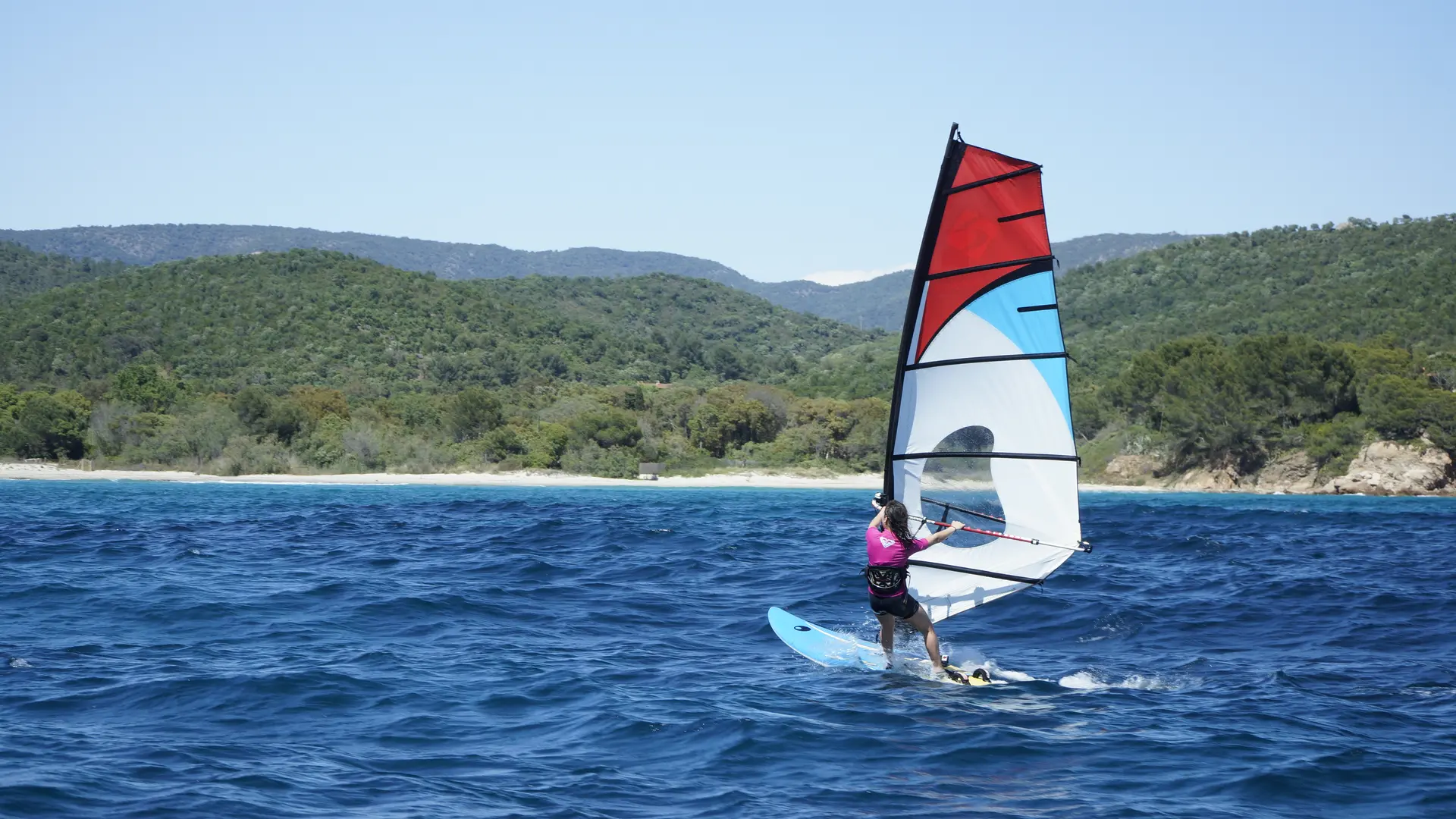 Cours, stages et location de planche à voile