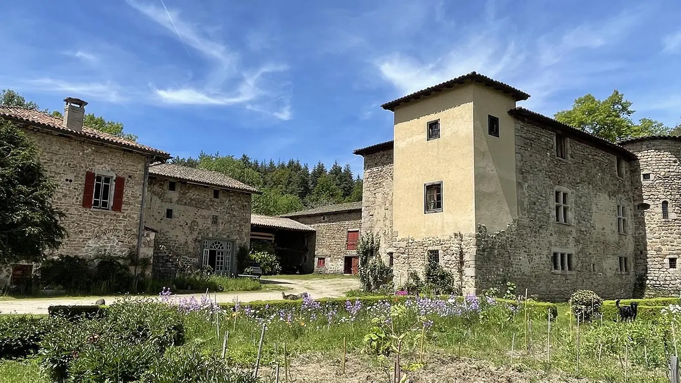 Vue du château depuis les jardins