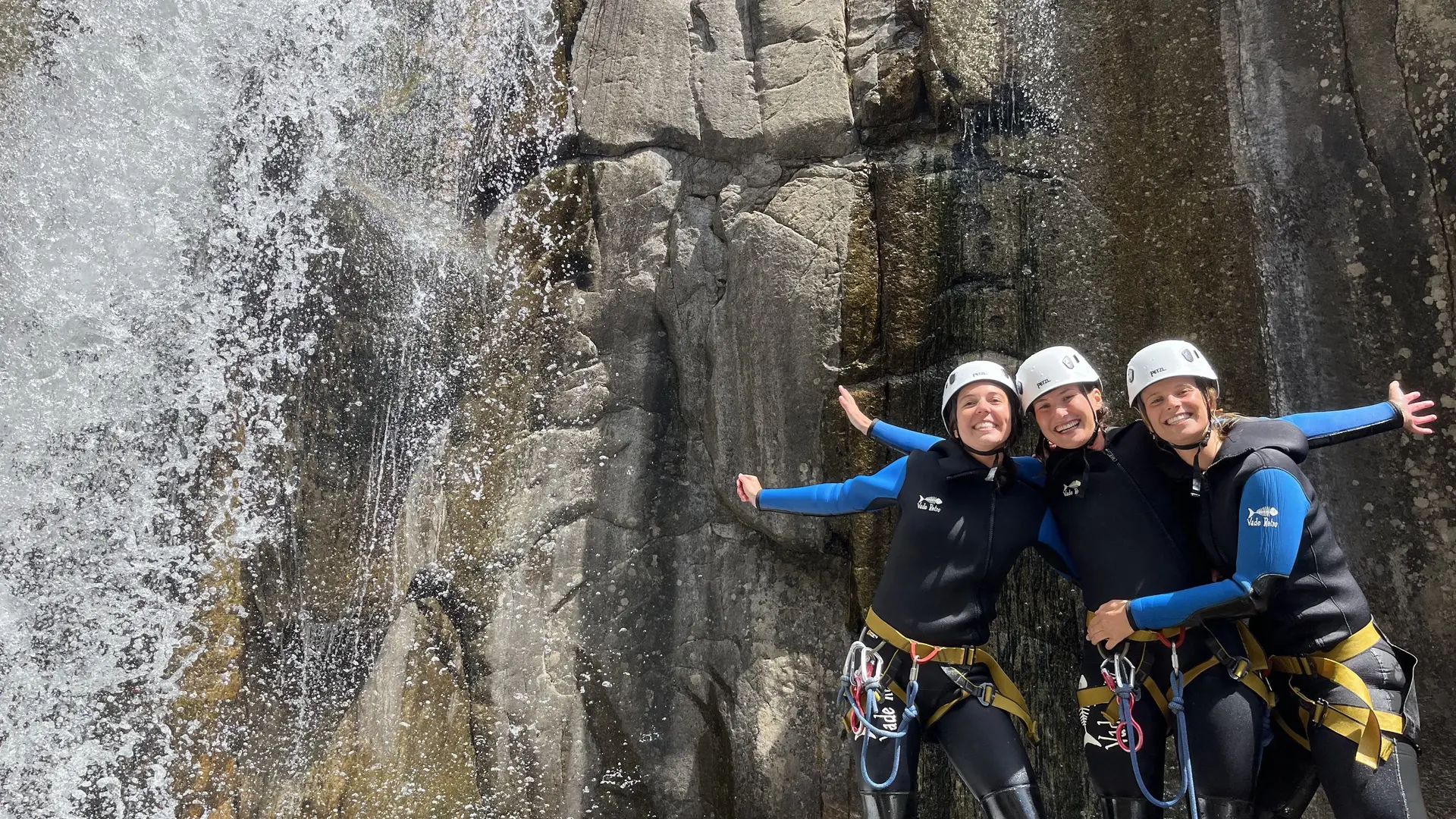 Avec Inspire the Elements propose des sorties canyoning du haut Chassezac
