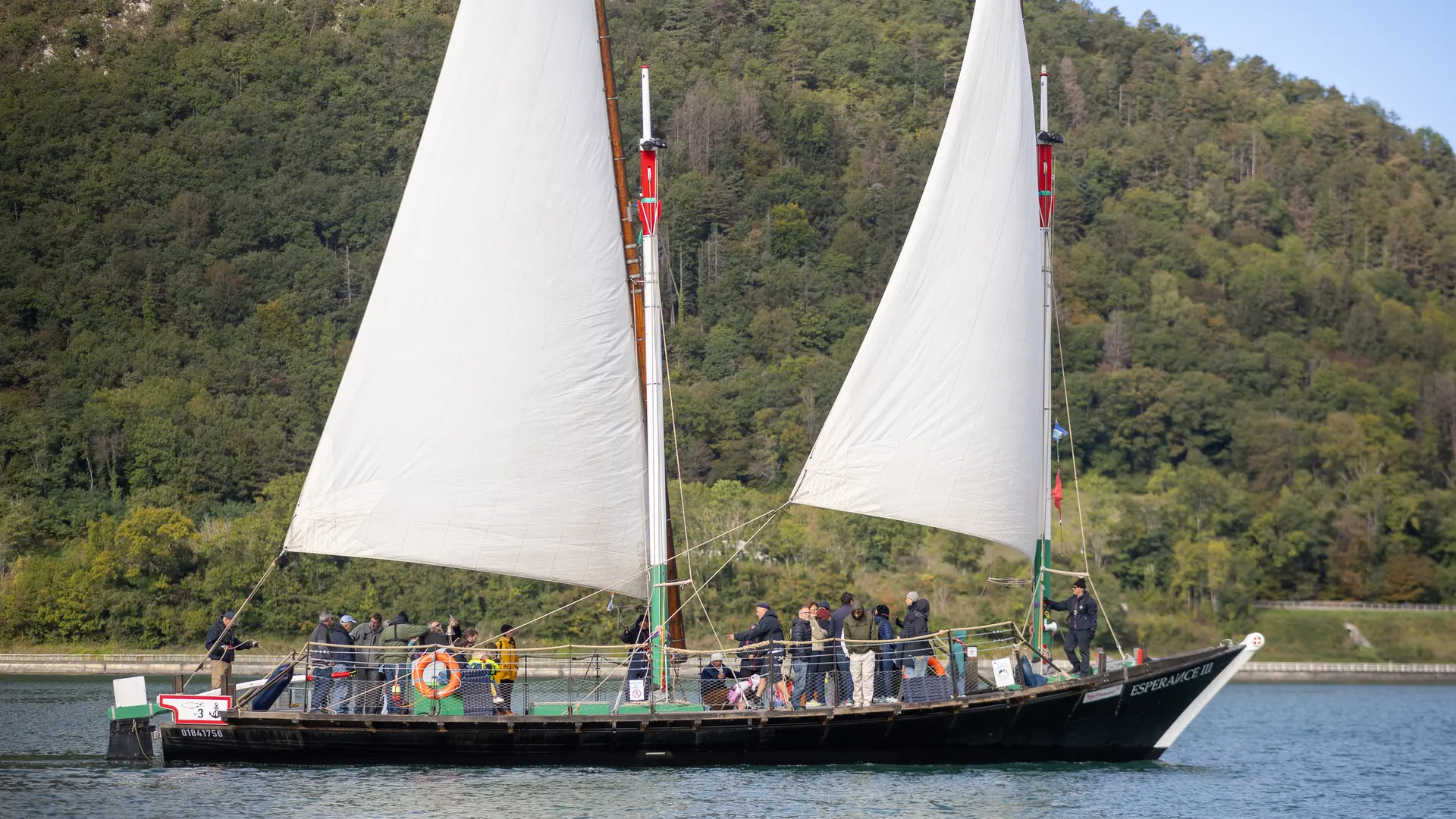 Naviguons sur le Petit Lac_Doussard