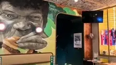 salle et déco au mur