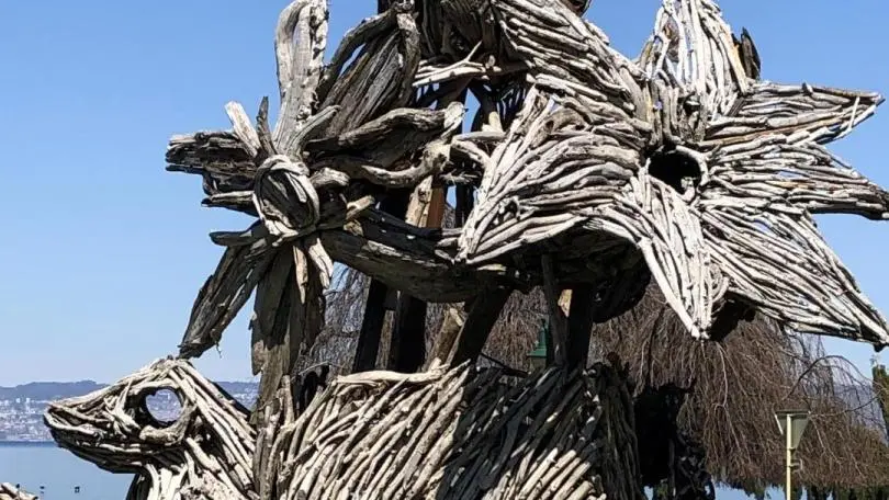 Une sculpture de flottins à Evian à 5mn en voiture