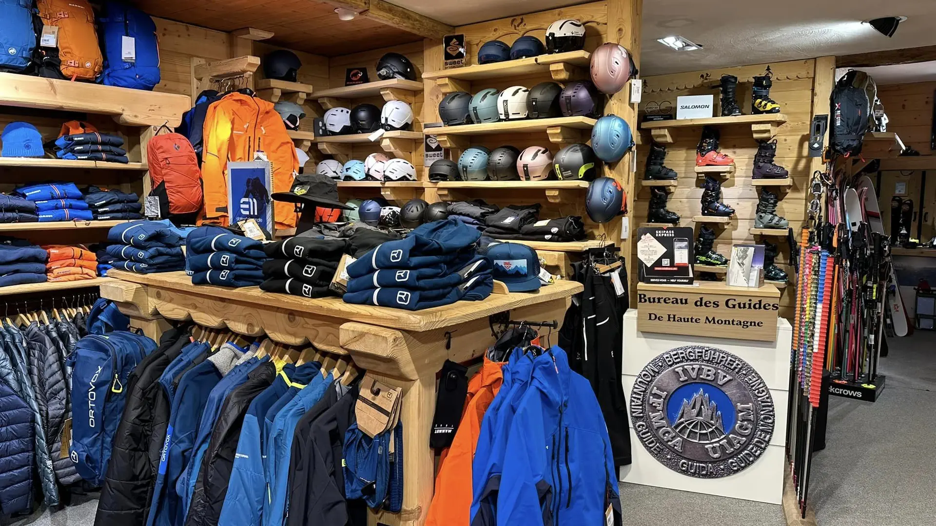 Intérieur boutique - Mountain Pro Shop