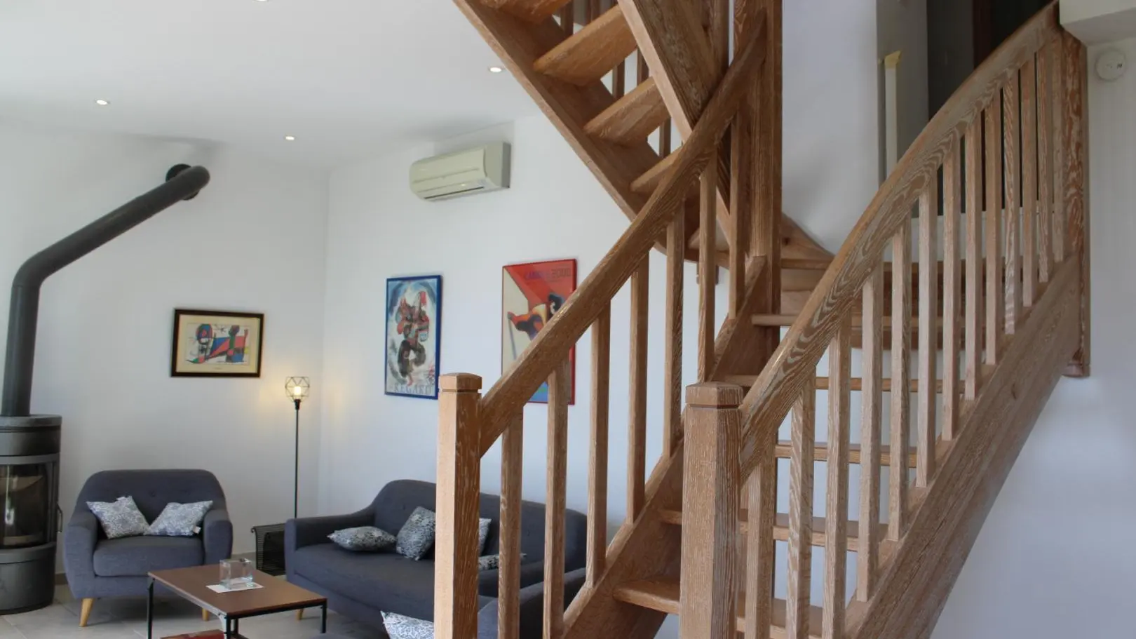 Gîte la Bastide - Escalier d'accès Niveau supérieur- Vallauris-Gîtes de France Alpes-Maritimes