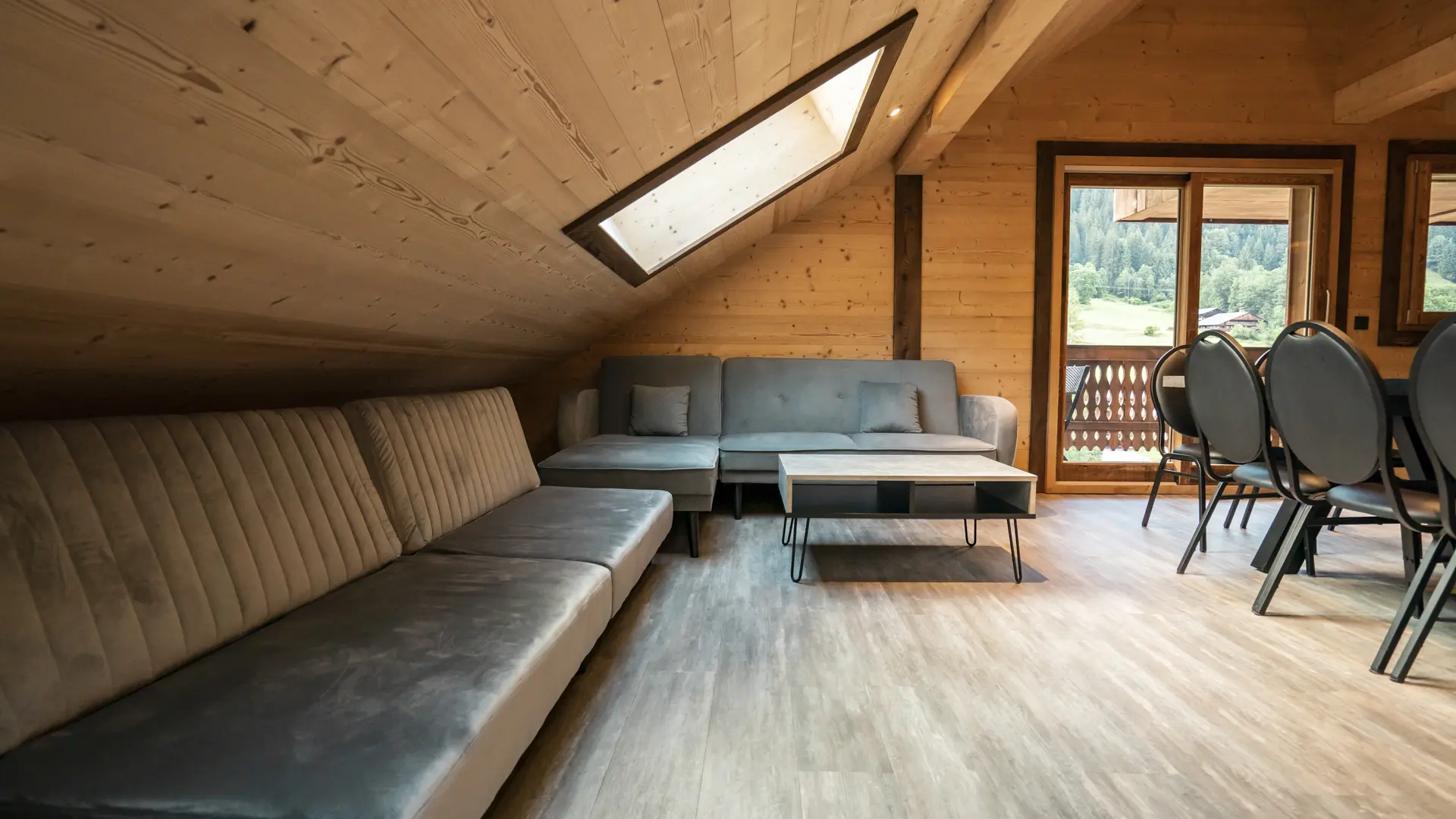 Salon - 5 pièces mezzanine - Chalet les Cerfs_Châtel