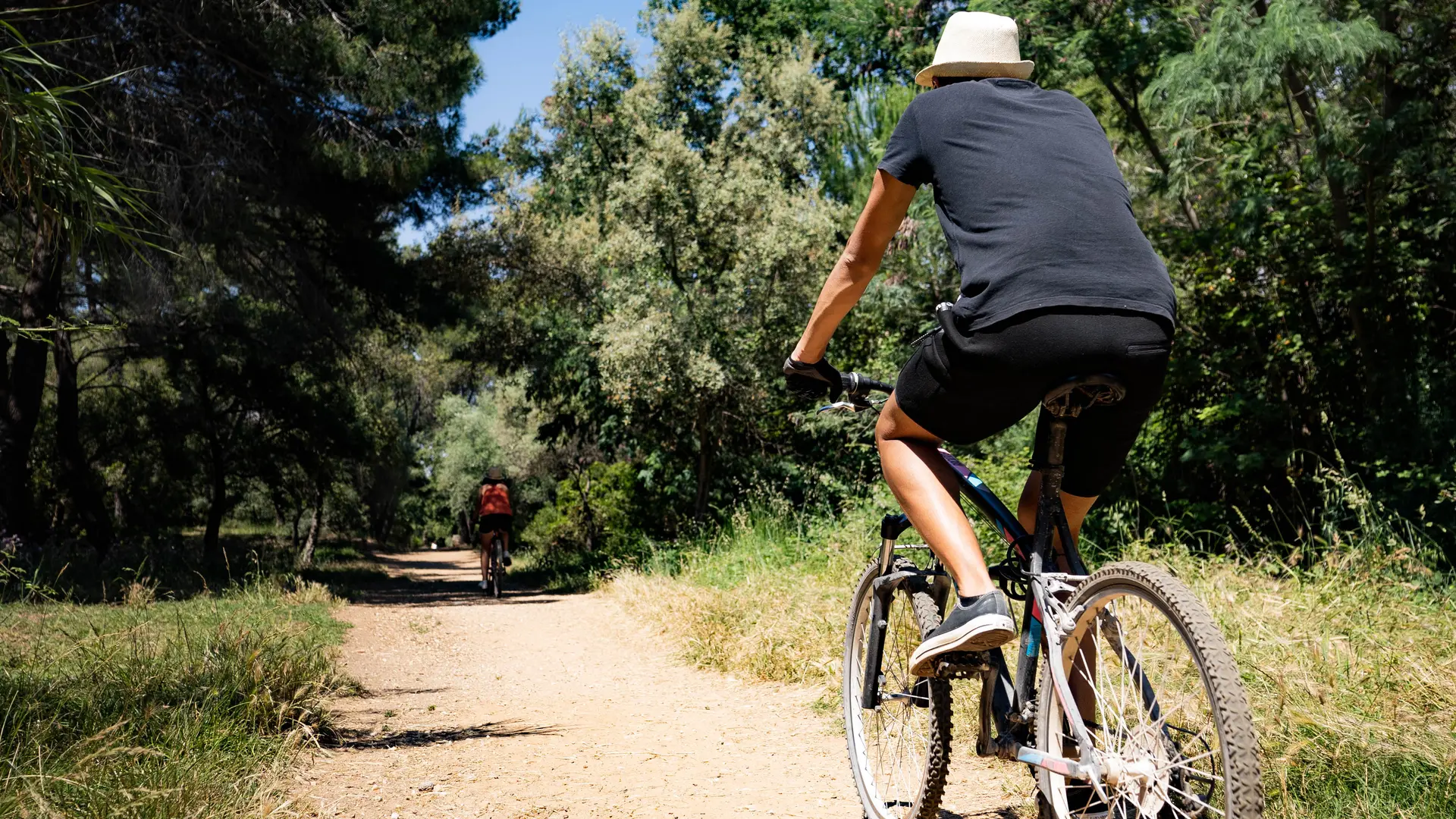 Le vélo en Méditerranée Porte des Maures