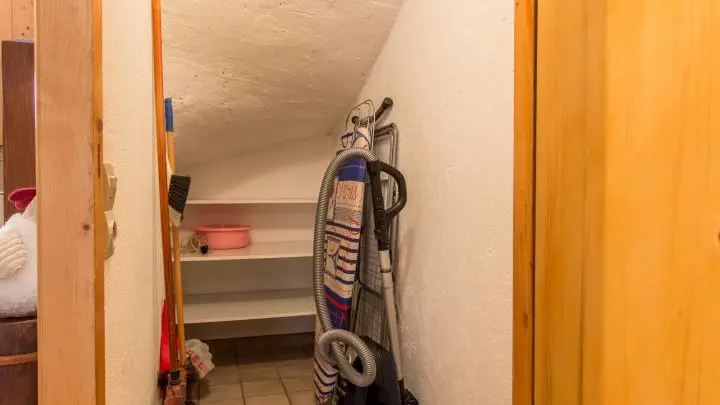 Espace de stockage privatif dans le hall d'entrée