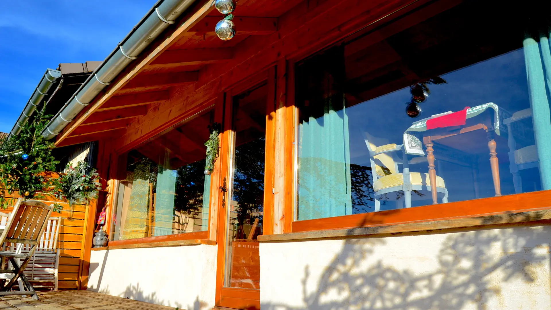 terrasse et baie vitrée
