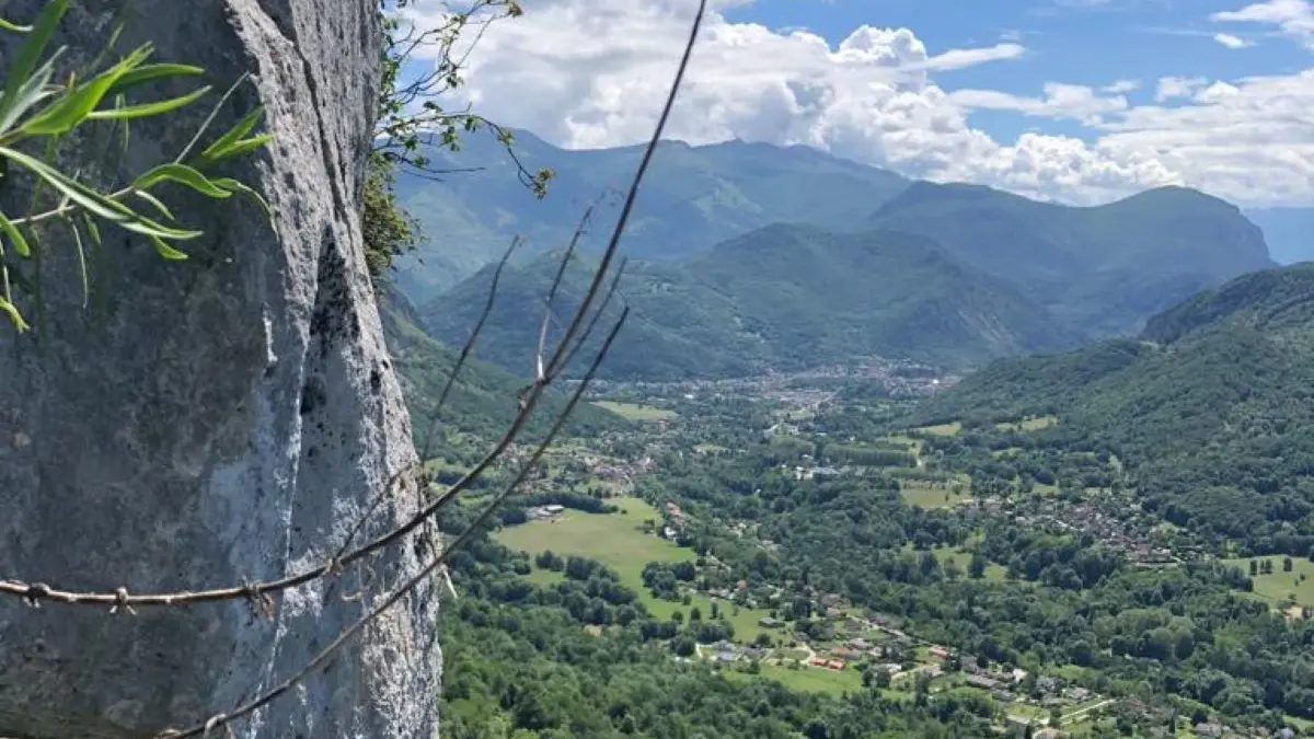 Escalade - Vue vallée Vicdessos