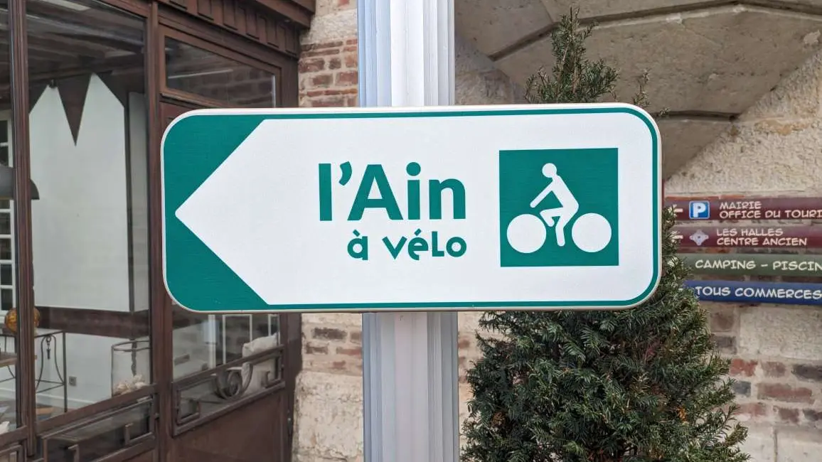Panneau Ain à vélo
