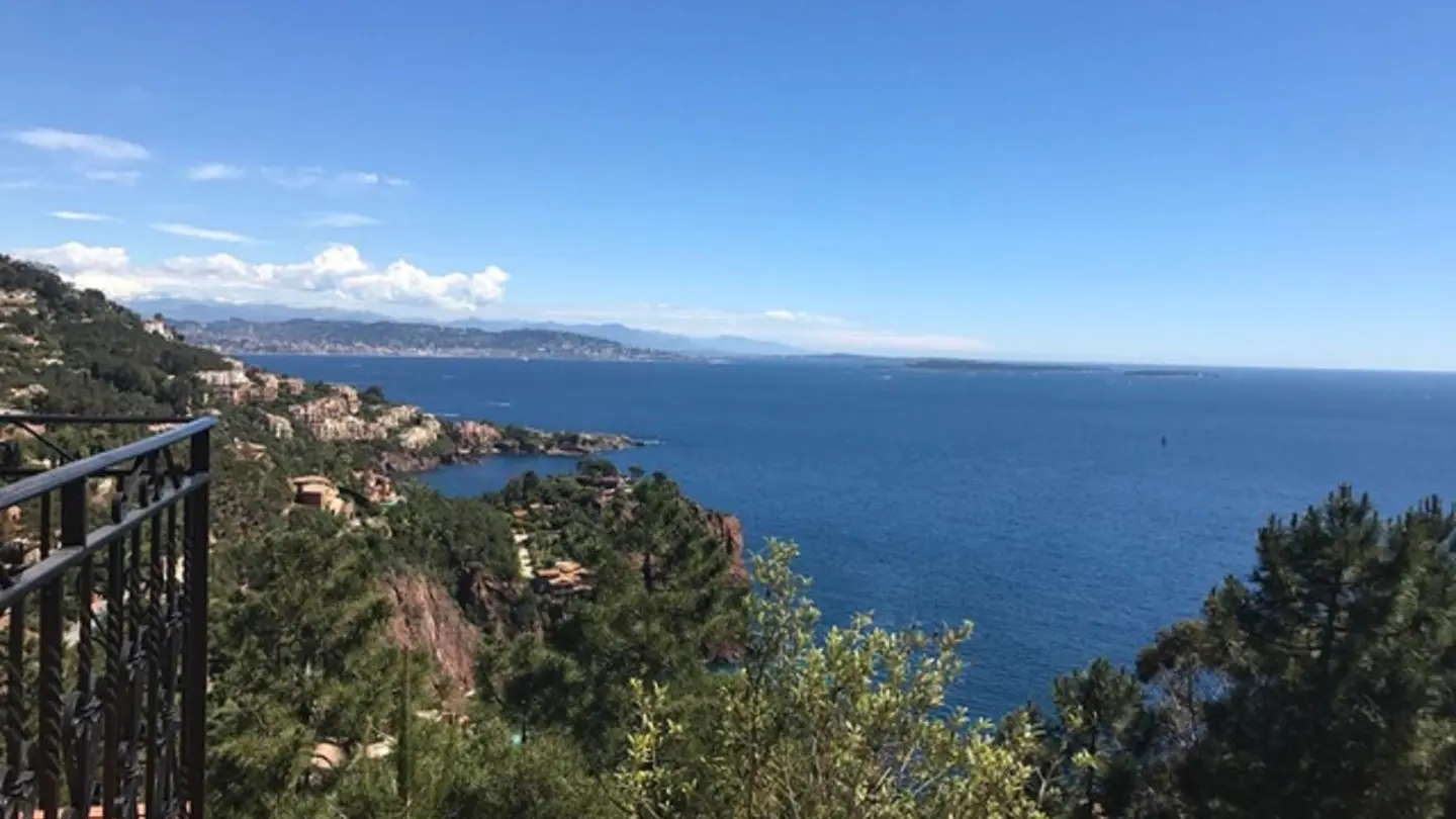 Vue  Gîte Terres Rouge 2 à Théoule sur mer - Gîtes de France Alpes-Maritimes