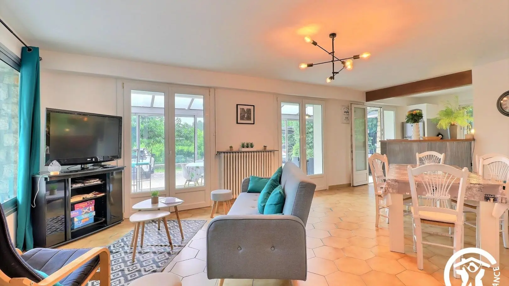 Pièce à vivre, salon, salle à manger