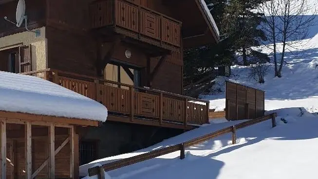 Location Chalet M. ABERGEL David Meublé Laye Station