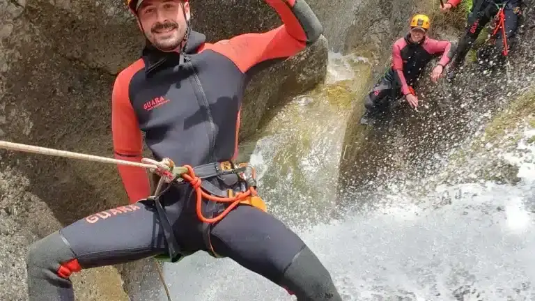Rappel dans le Rif Lauzon avec Ecrins Spéléo Canyon