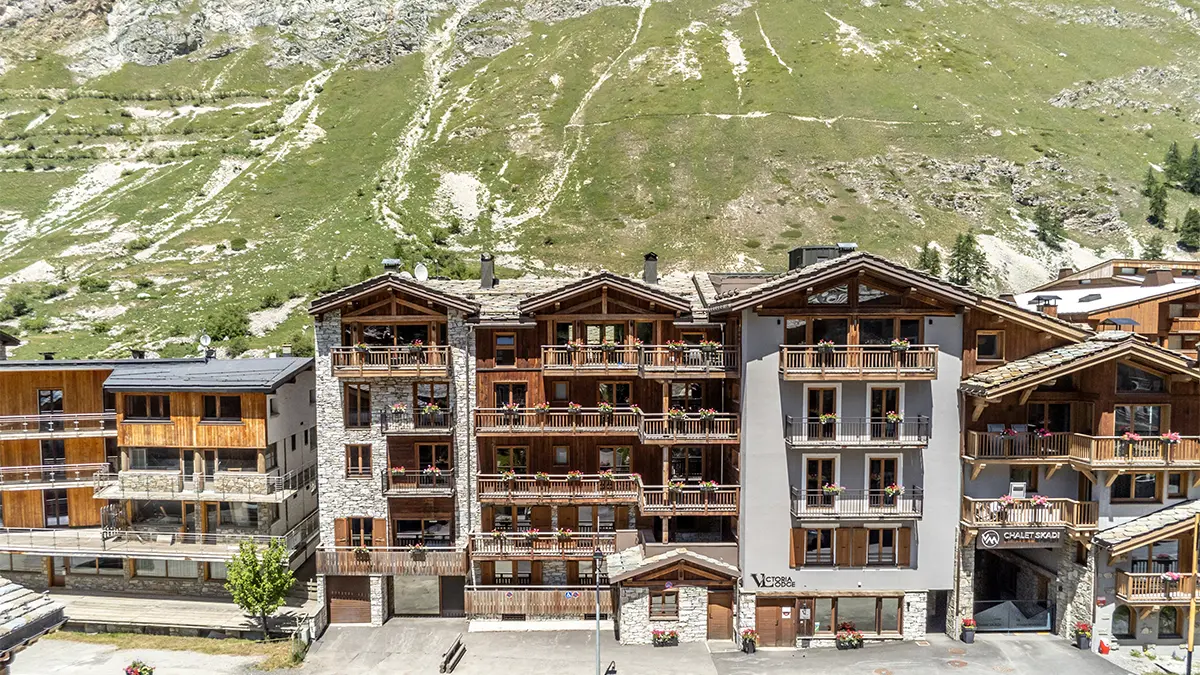 Façade été - Victoria Lodge, Friendly Hotel Val d'Isère