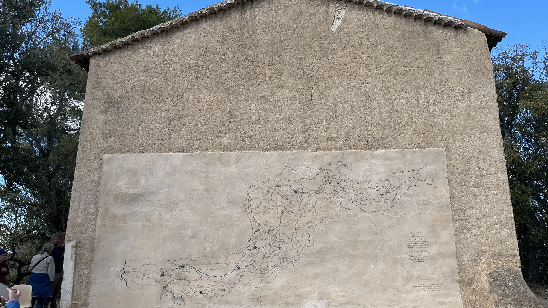 La fresque au delà du  pays