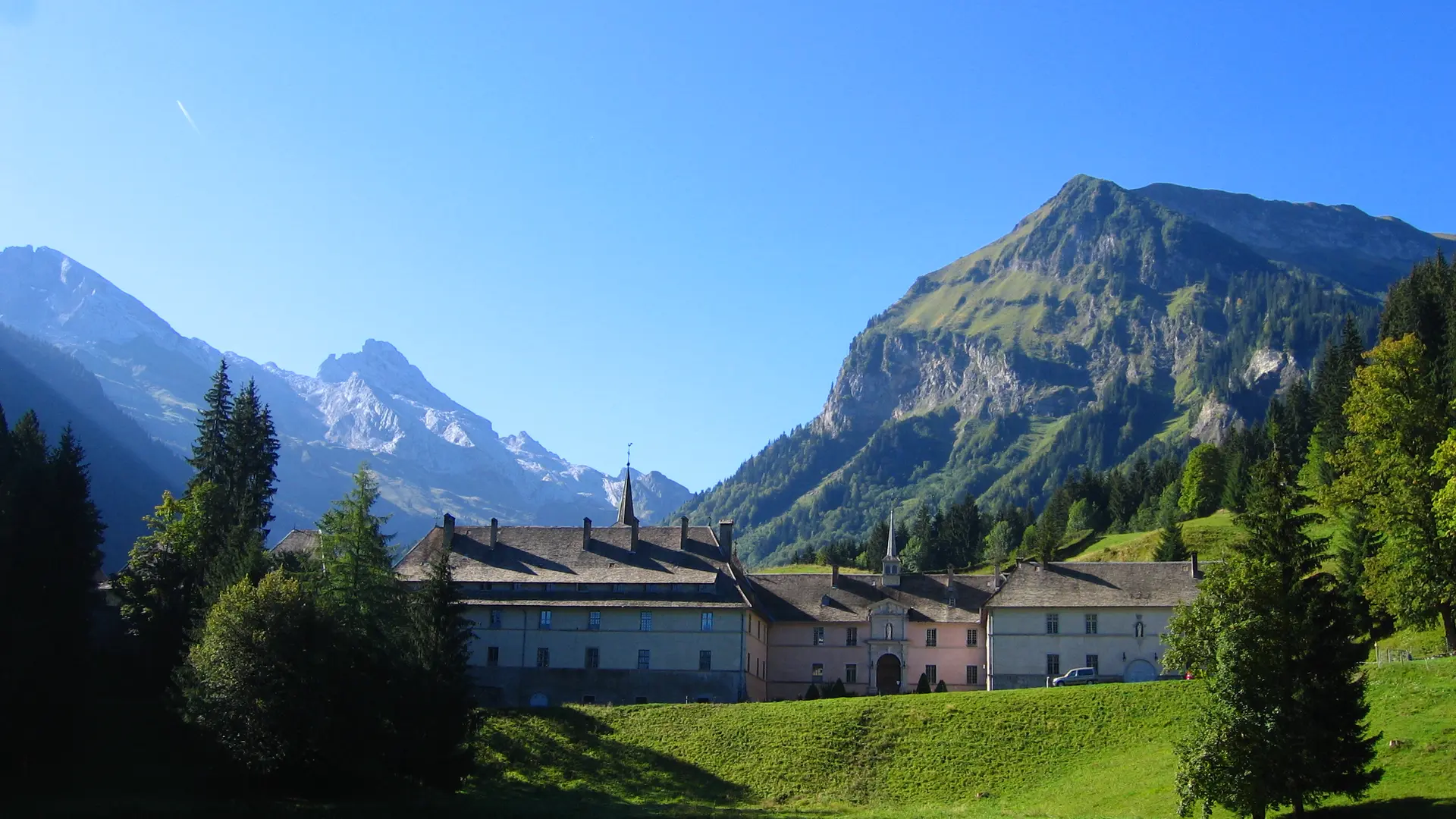 Vue depuis le lac