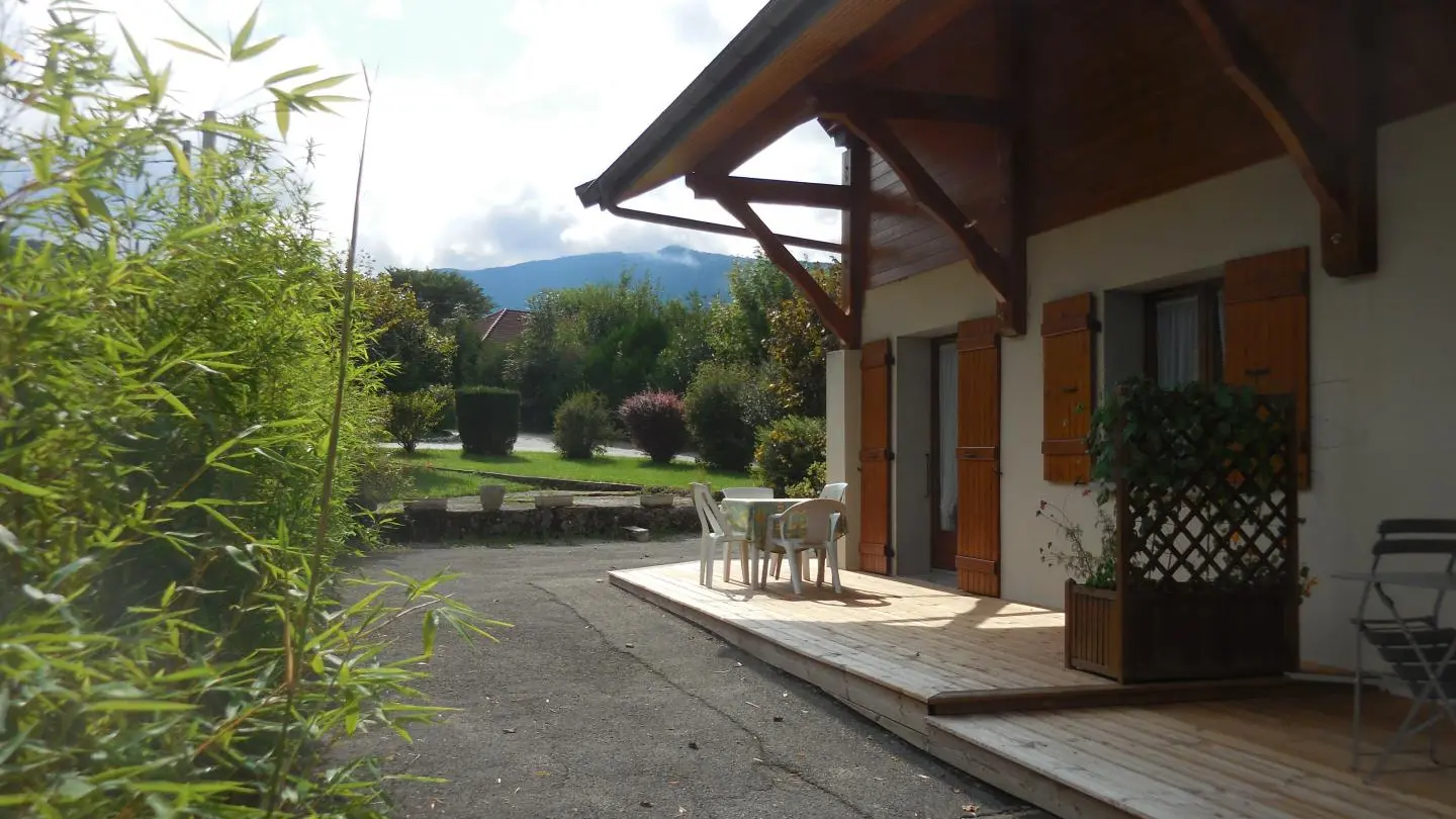 façade est :chambres - vue Semnoz