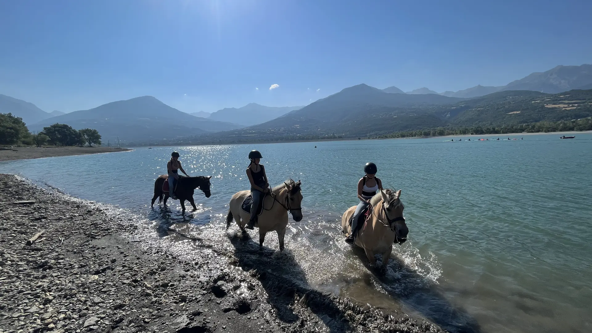 Au bord du lac