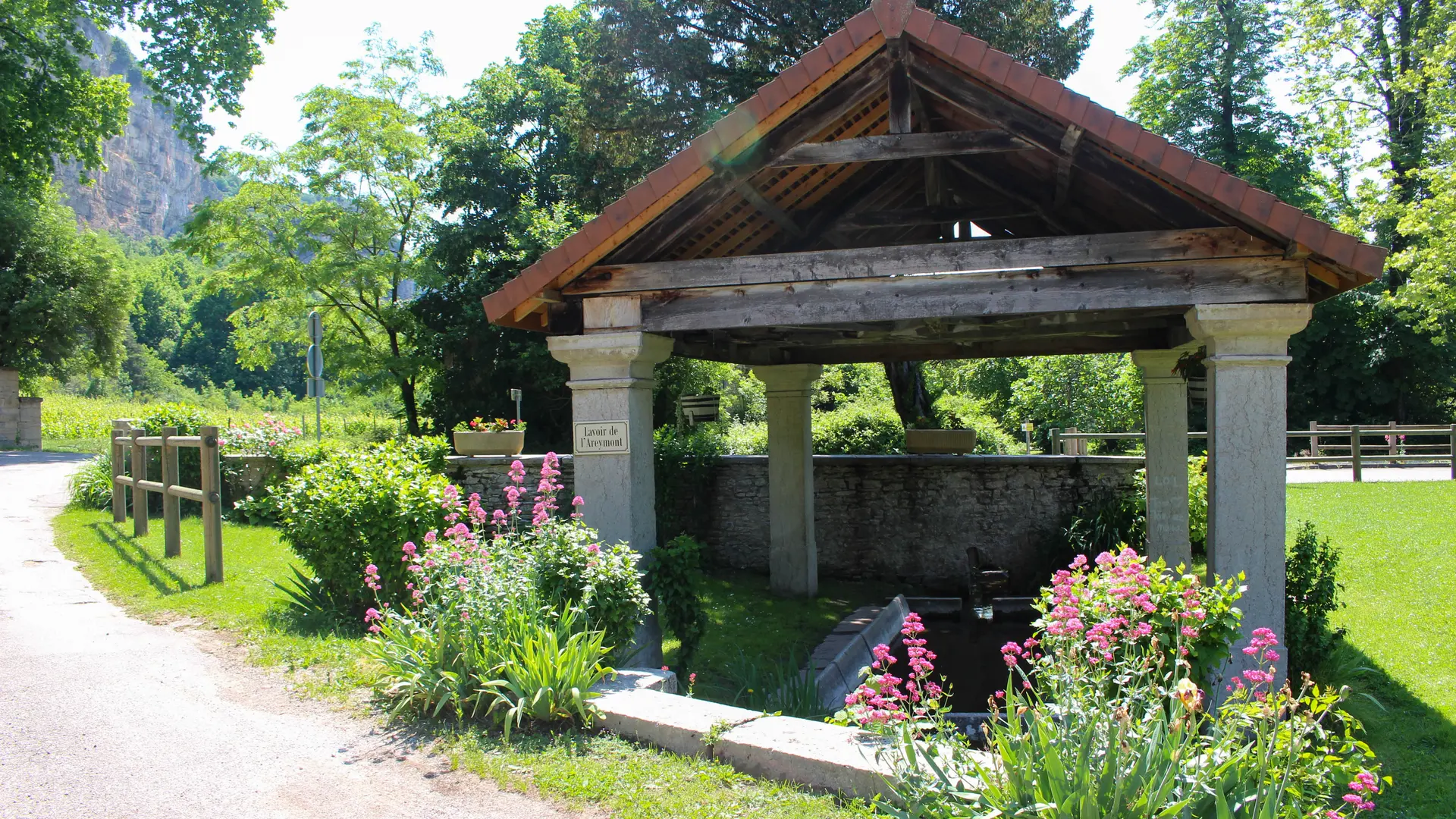 lavoir de calimacha à St Sorlin en Bugey