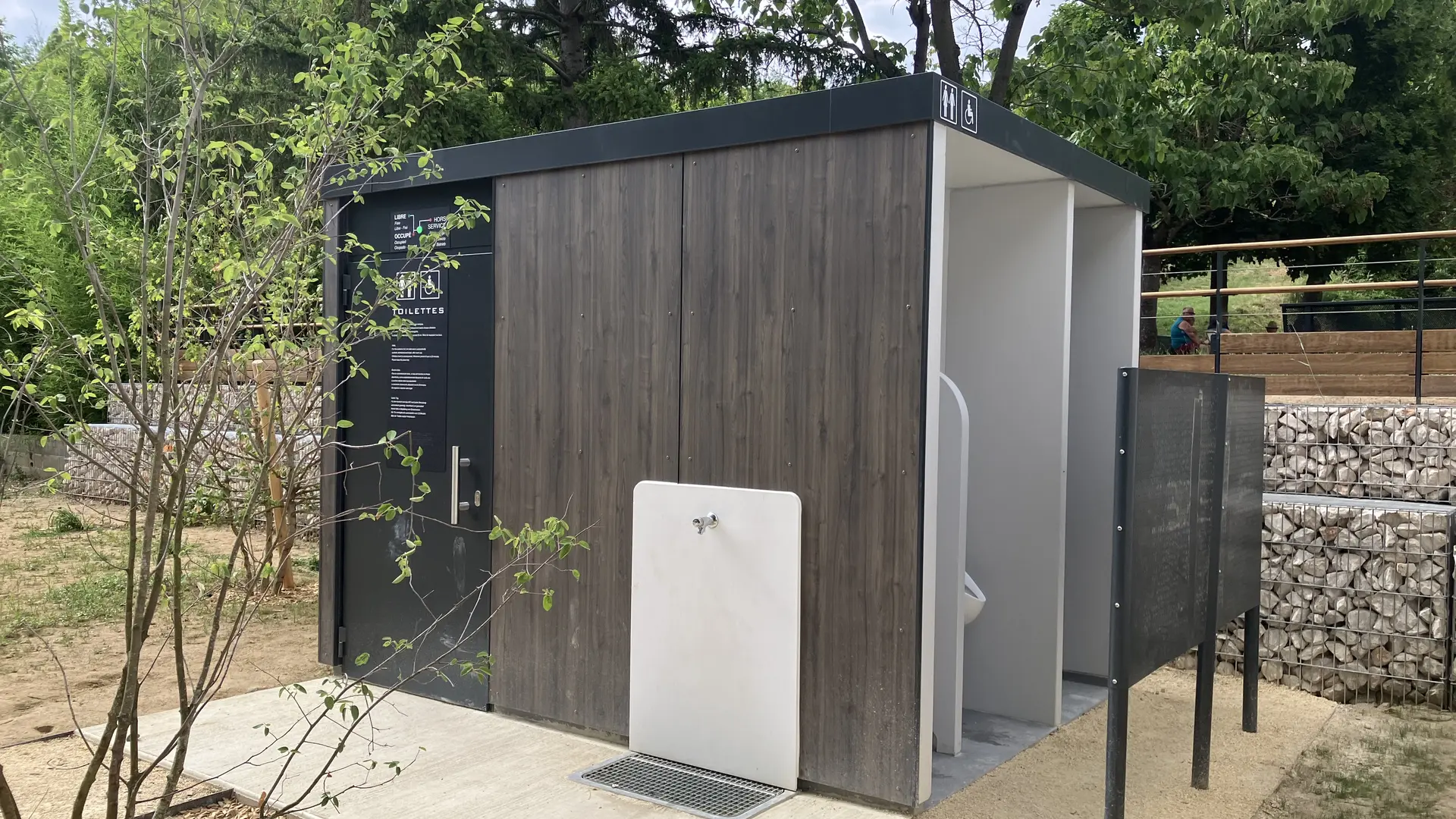 Bloc toilettes Anneyron -base de l'Argentelle_Anneyron