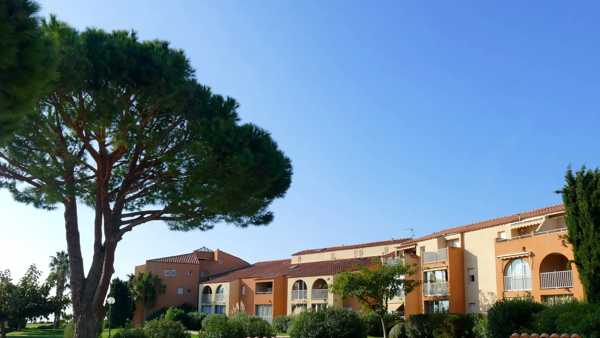 Entrée du bâtiment