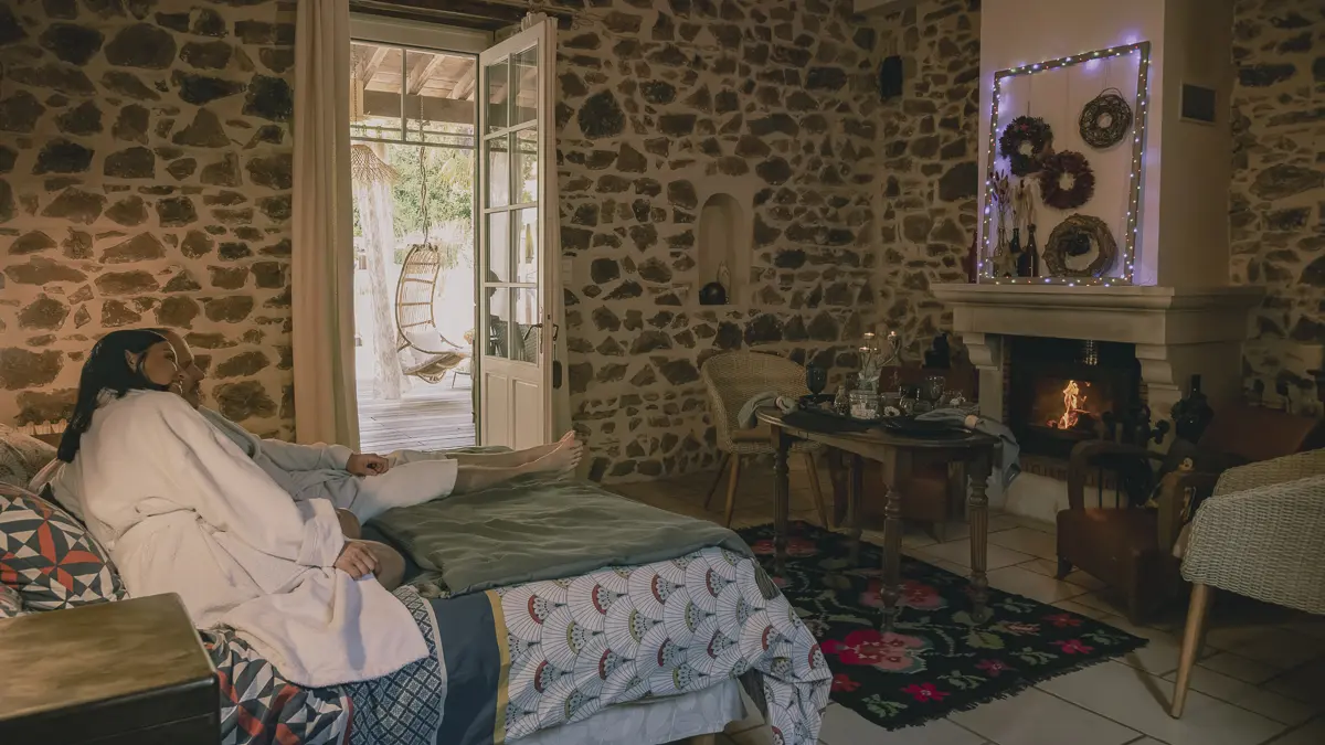 Week-end romantique au Domaine ForRest, séjour insolite au vert dans une chambre d’hôte de charme à 1h de Lyon, Clermont-Ferrand et Saint-Étienne