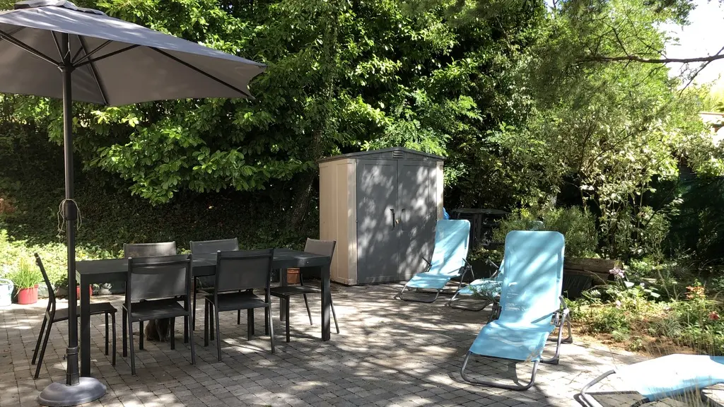 Terrasse derrière la maison