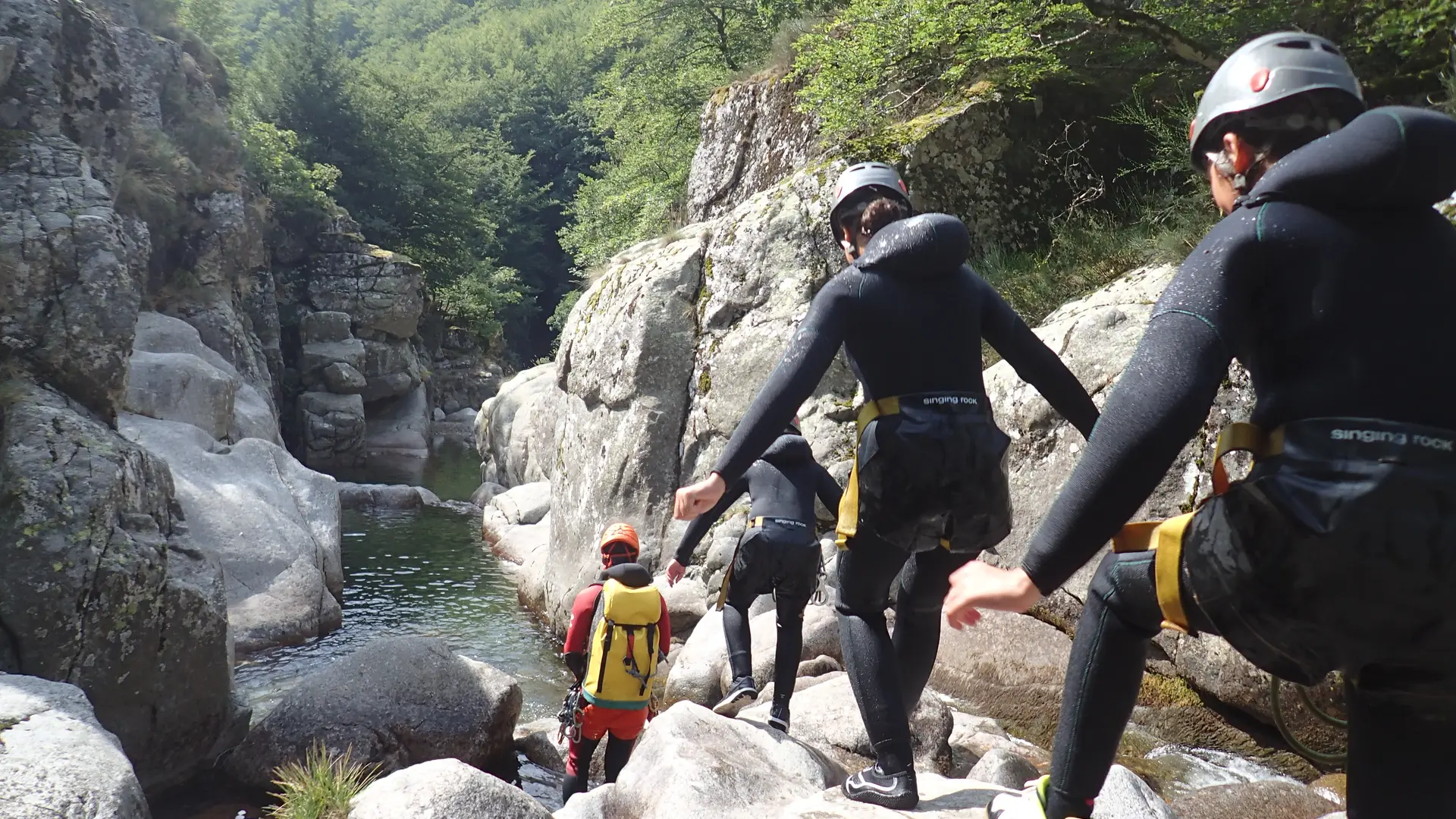 Inspire the Elements propose des sorties canyoning adaptés à tous niveaux